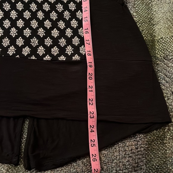 Lucky Brand lightweight top - Picture 5 of 8